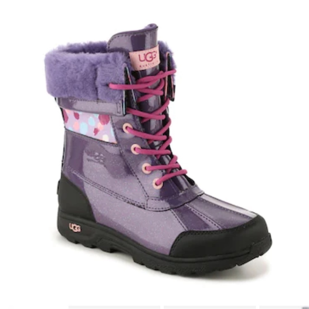 UGG Butte II purple boot
